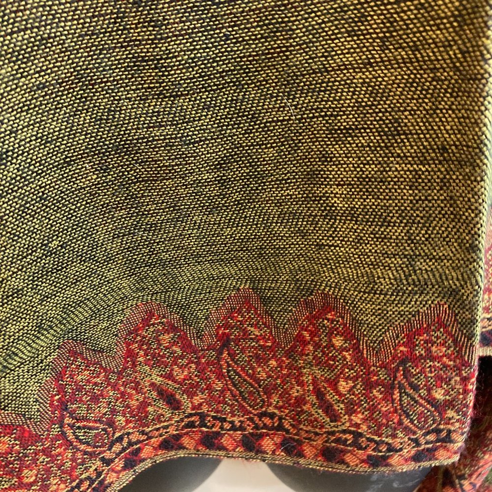 Patterned Scarf Wrap - Picture 2 of 5